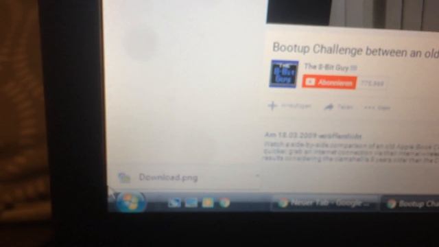 Old Apple iBook and Windows vista смотреть онлайн