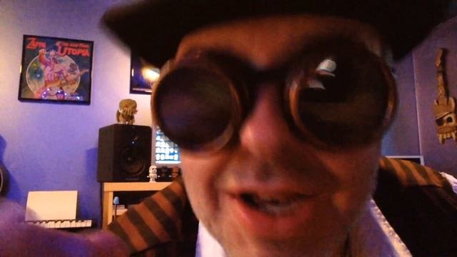 "Microsoft conned me into upgrading to Windows 10" - DARK COMPOSER SPEAKS смотреть онлайн