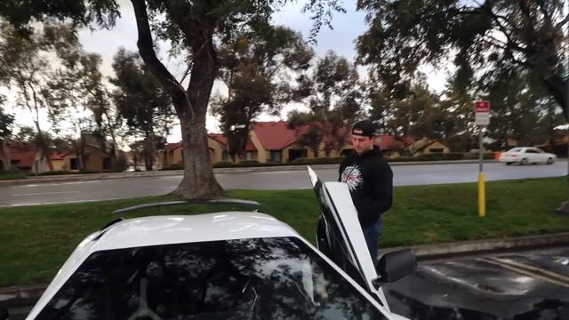 22 Year Old Takes Delivery Of His Lamborghini Aventador SV смотреть онлайн
