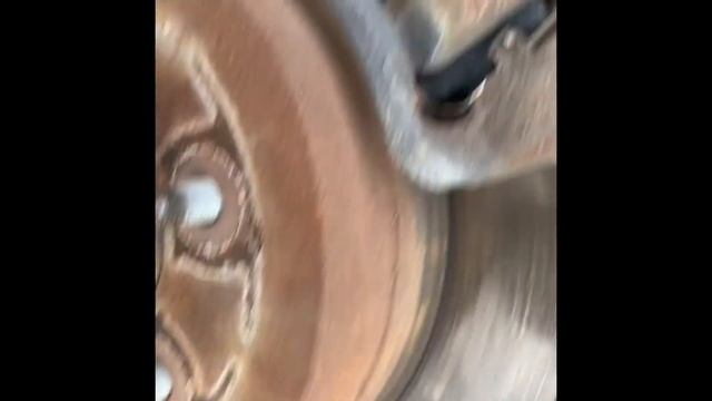 How to replace brake pads on 08 Pontiac torrent with basic tools смотреть онлайн