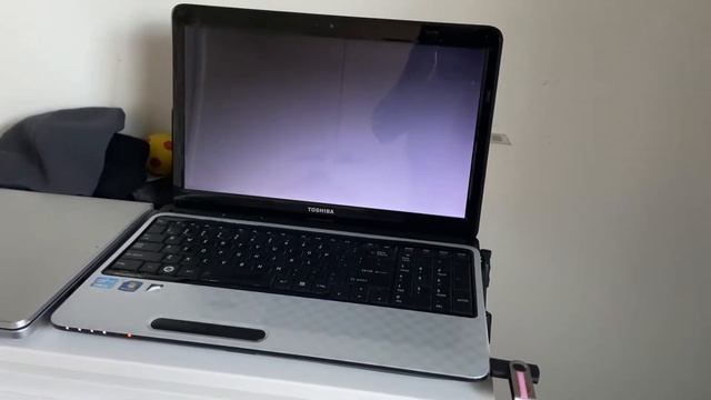 Toshiba satellite pro L750 Windows 8.1 pro boot смотреть онлайн