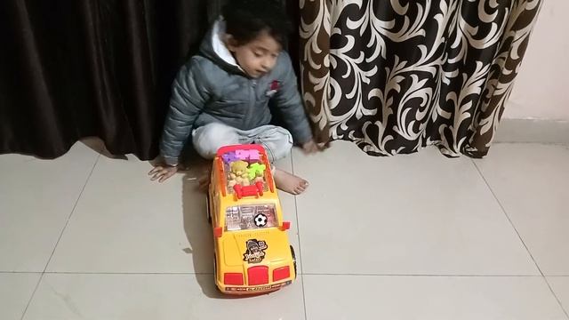 Andy is playing with Cool Jeep Car | New Toys for boys | Kids Andy show смотреть онлайн