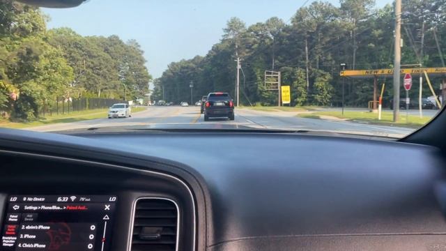 ROLLS ROYCE CULLINAN, CADILLAC V TRUCK, WIDEBODY SCATPACK CUTTING UP IN TRAFFIC! смотреть онлайн
