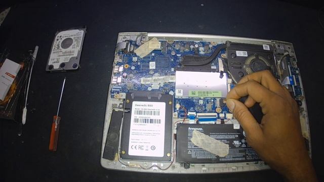Laptop Lenovo IdeaPad 510s | SSD Upgrade | Teardown | Disassemble Guide смотреть онлайн