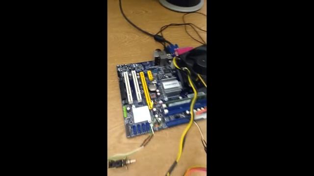 Foxconn G41MXE смотреть онлайн
