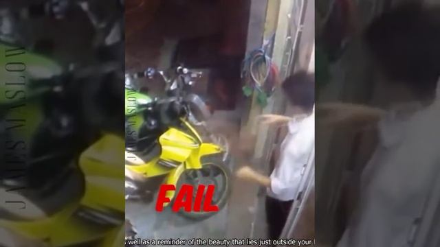 People Vs Glass || People Broken glasses door and window || Funny videos|| funny videos... смотреть онлайн