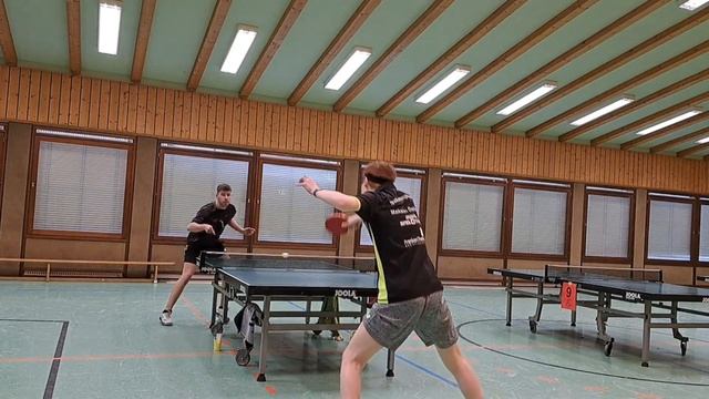 Naumburger Stadtmeisterschaften_Alexander Krebs (TTR1963) vs. Julian Hinz (TTR2073) / 20230410 смотреть онлайн