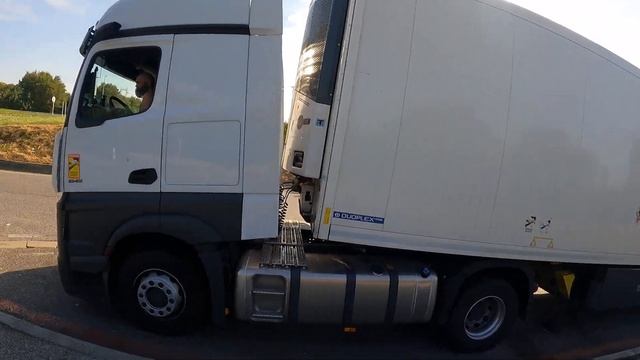 Обмен прицеп Франция смотреть онлайн