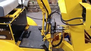 Новый МИНИ-ПОГРУЗЧИК для себя С НЕБОЛЬШИМИ ИЗМЕНЕНИЯМИ