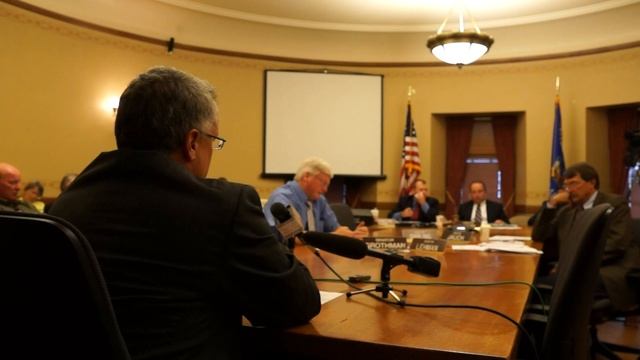 Sen Bob Jauch Questions Bob Seitz During Public Hearing 9.4.13 Pt 2 смотреть онлайн