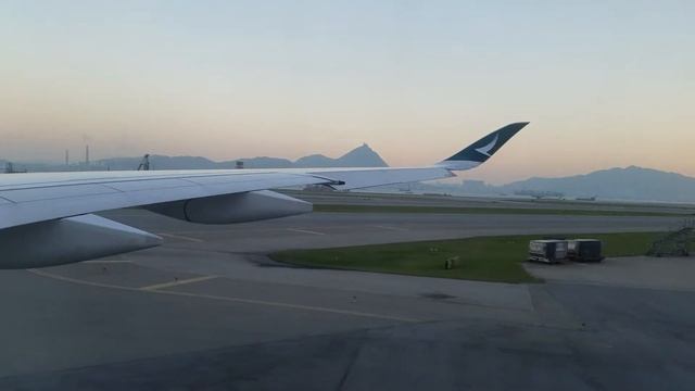 Rolls Royce Trent XWB Engine Start-up смотреть онлайн