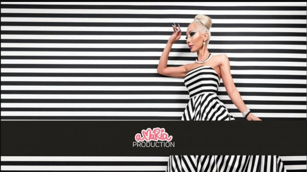 a Maria - Replay [Official Music Video]