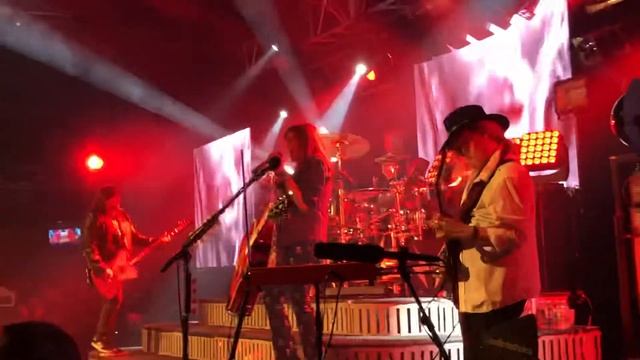 Tesla - Modern Day Cowboy- Starland Ballroom - 4/20/19 смотреть онлайн