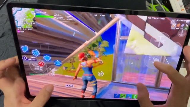Fortnite Mobile Chapter3 GamePlay 120FPS On Arena Handcam! Best Android Player смотреть онлайн