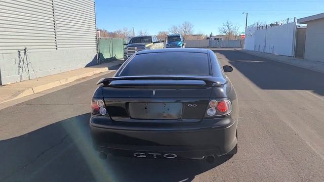 2006 Pontiac GTO 360 Walk Around смотреть онлайн
