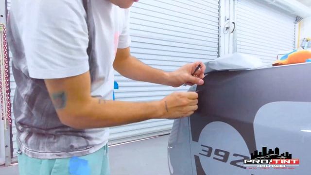 Dodge Charger Scat Pack - Custom Decal Installation смотреть онлайн