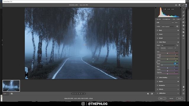 Add Horror-Film like Color Grading with Adobe Photoshop | QE #300 смотреть онлайн