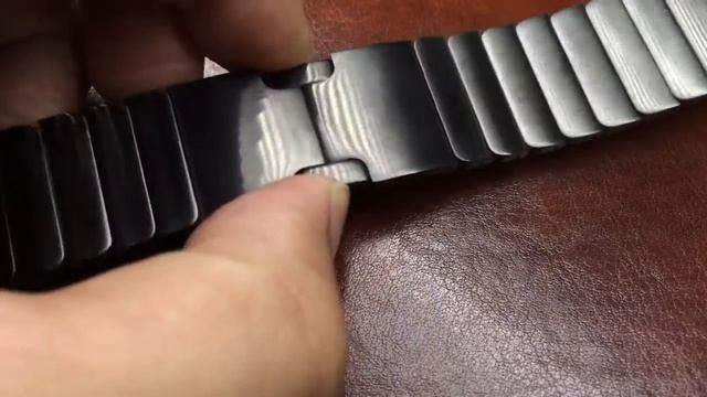 New Improved 3rd Generation Black Link Bracelet Apple Watch смотреть онлайн