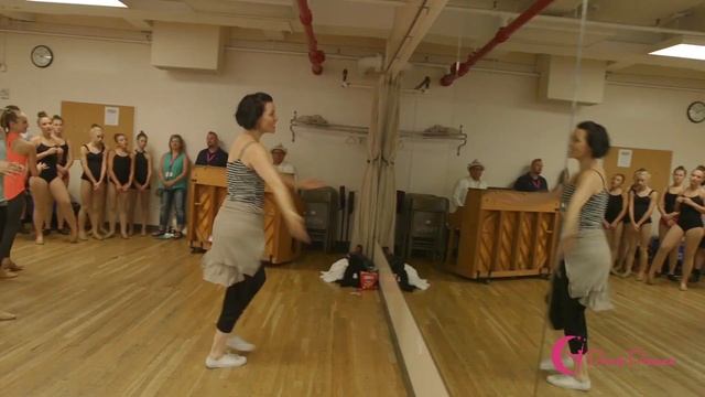 Dance Dreams Takes a Bite out of the Big Apple! смотреть онлайн