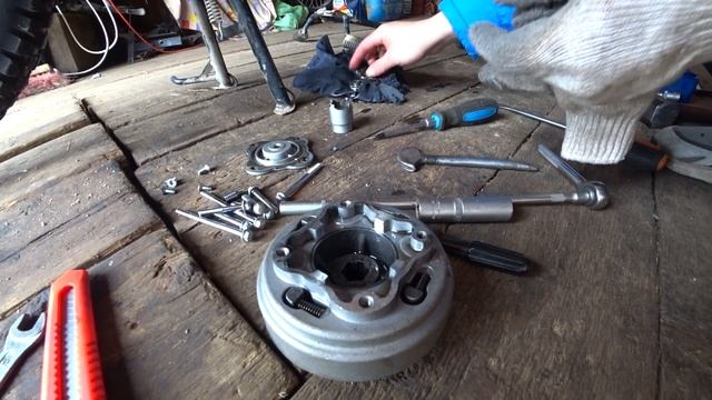 Как поменять сцепление на мопеде альфа, и устранить все неполадки смотреть онлайн