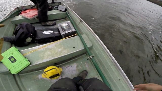 Biggest Walleye Fishing CHALLENGE! 2v2 (Northern WI) смотреть онлайн