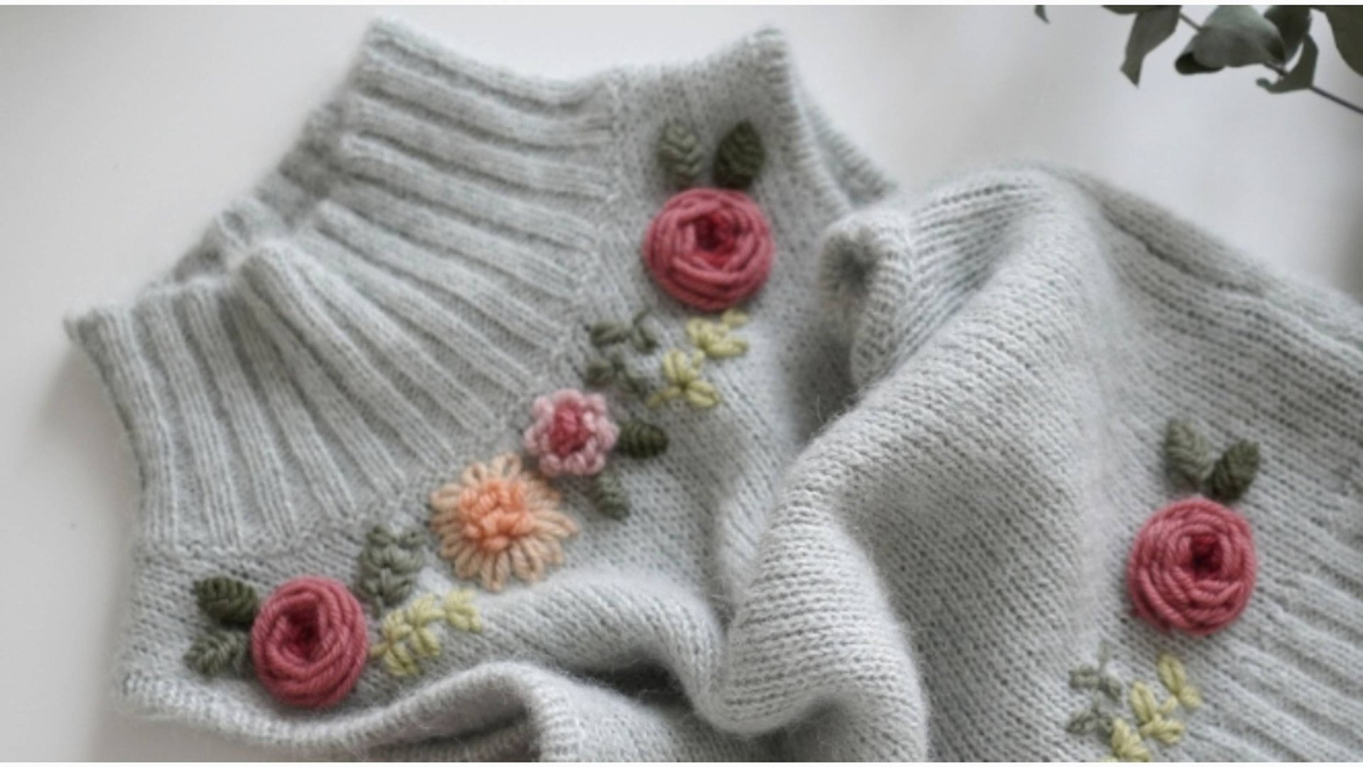Как вышить цветы на вязаном изделии. 3 вида цветка и листья смотреть онлайн