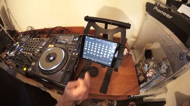 REMIX LIVE FROM MIXVIBES VIDEO 1 BECOME A PRODUCER DJ IN LESS THAN AN HOUR смотреть онлайн