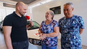 Победитель акции от магазинов ПОБЕДА убедилась, что выиграть авто - легко!