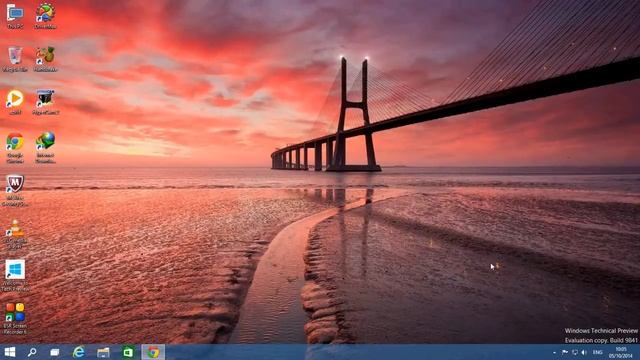 Windows 10 Technical Preview - First Look смотреть онлайн
