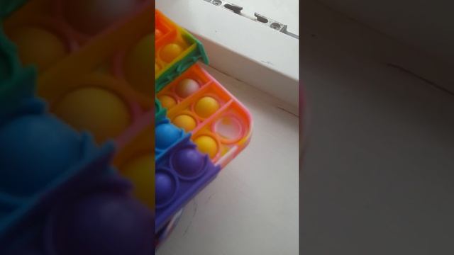 Throwing my pop it's out the window! (Sorry the vidio ended I wen't of the app) смотреть онлайн