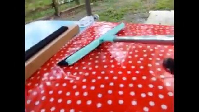 Brilliantly Designed With Unique Soft Foam Rubber Squeegee смотреть онлайн