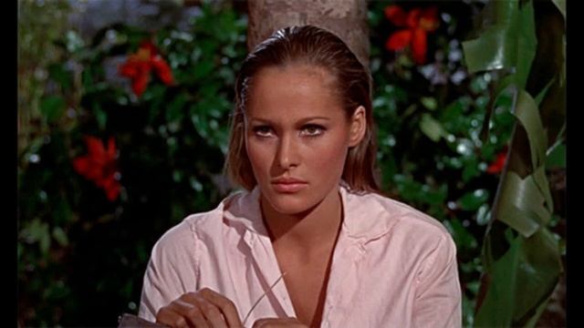 The Original Bond Girl: URSULA ANDRESS смотреть онлайн