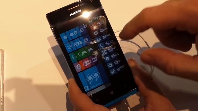 Huawei Ascend W1 - anteprima CES Las Vegas 2013 смотреть онлайн