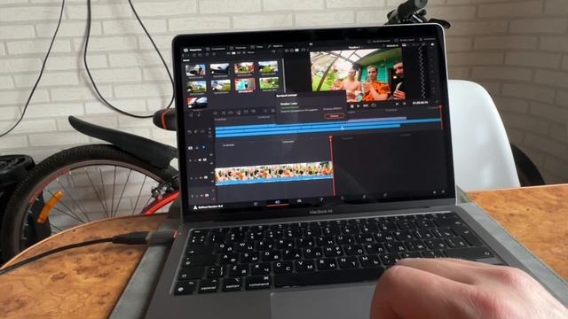 MacBook Air M1 (2020). Знакомство с Da Vinci Resove смотреть онлайн