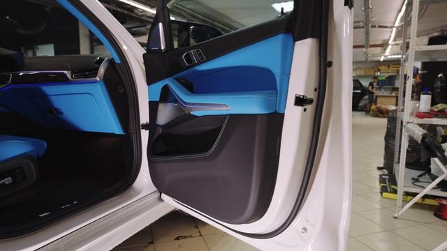 BMW X5M Competition - чумовой интерьер!