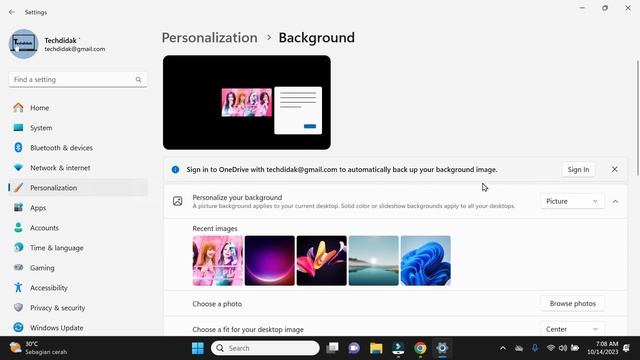 Desktop Wallpaper Not Fitting Screen In Windows 11 (FIXED)