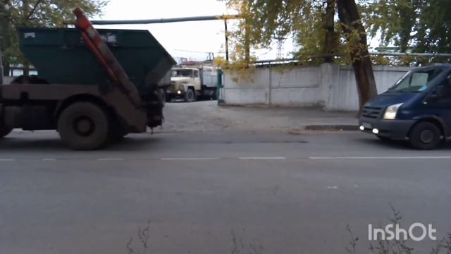 Старые КрАЗ 250 на перевозке ж/б изделий смотреть онлайн