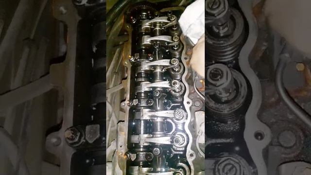ISUZU 4HF1 VALVE COVER GASKET & HALF MOON REPLACEMENT,ENGINE OIL LEAK|AJM TV смотреть онлайн