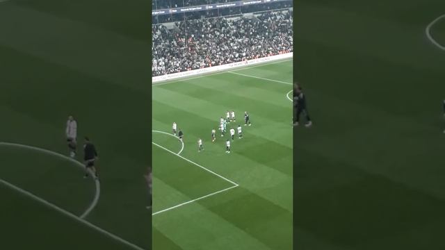 BEŞİKTAŞ 1 FENERBAHCE 1 MAÇ SONU TARAFTAR FUTBOLCULARI TRİBÜNE ÇAĞIRDI смотреть онлайн