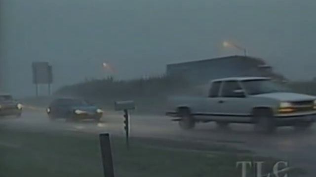 Jarrell Texas F5 Tornado Dead Man Walking Documentary смотреть онлайн