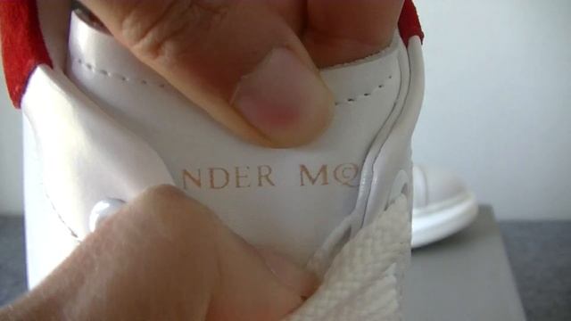 Replica Alexander McQueen Oversized Sneaker White Red Suede HD Review ! смотреть онлайн