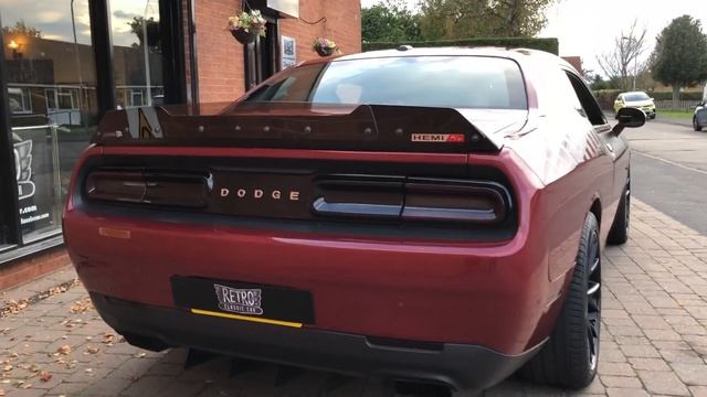 2012 Dodge Challenger Hemi 5.7 V8 смотреть онлайн