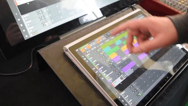 SuperBooth 2016: Bitwig Studio with Microsoft Touch Devices смотреть онлайн