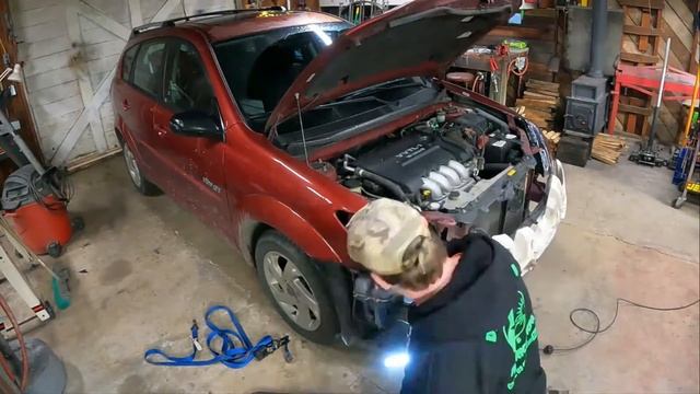 Headlight Replacement 2003 Pontiac Vibe GT смотреть онлайн