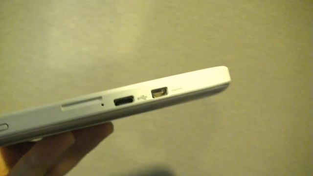 Acer Iconia W3 Hands On | English смотреть онлайн