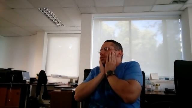 1 man 1 Screwdriver.- Video reacción смотреть онлайн