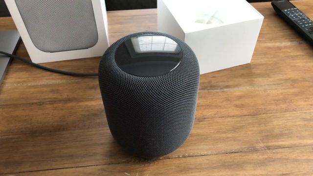 So whats a HomePod? смотреть онлайн