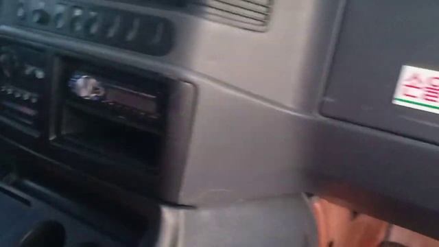 10,800$/ឡានលក់/សាំយ៉ុង Ssangyong 15កៅអី/ឆ្នាំ99/សំណំុឃ្លាំង/Tel: 017/010 82 62 12, 088 94 14 64 смотреть онлайн