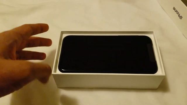 iPhone XR Unboxing 2018 смотреть онлайн