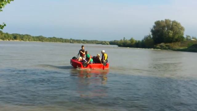 På Taket Saab 96 model Red Bull rapids 2012 - 2 смотреть онлайн